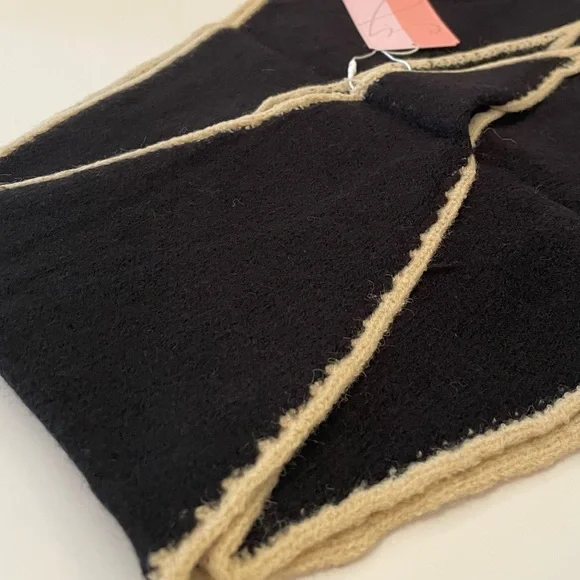 Triangle Scarf, Black & Tan (Anthropologie Style) - Picture 6 of 8